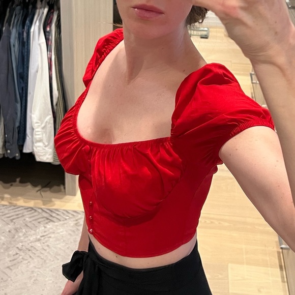 Red Bardot crop top NWOT - Picture 2 of 4
